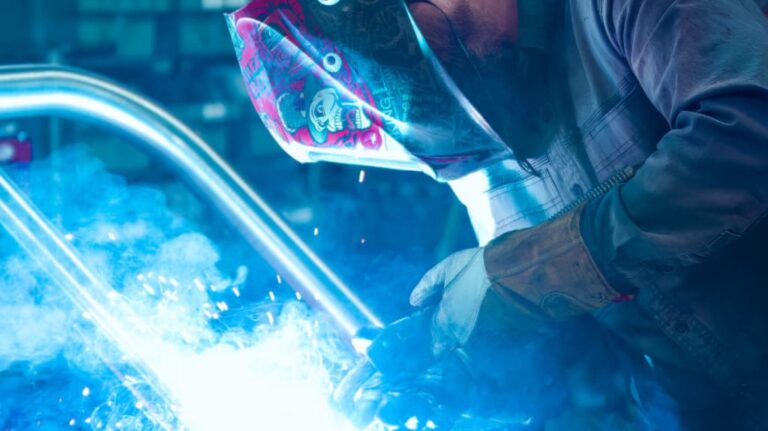 P&D Metal Works Employee Welding